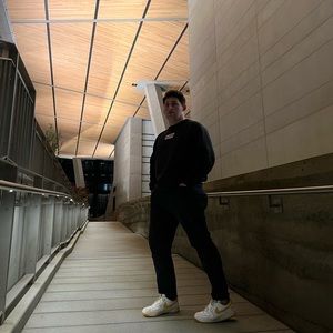 Meet your Posher, Ethan